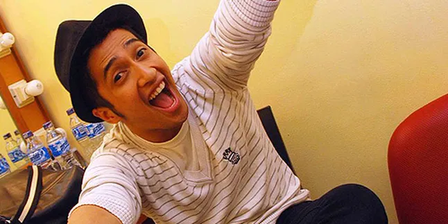 Irfan Hakim Siap Sambut Anak Kembar Irfan Hakim Siap Sambut Anak Kembar