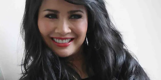 Titi DJ Berharap Krisdayanti Terus Berkarya