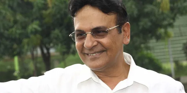 Sidang Terlambat, Mark Sungkar Tinggalkan Sidang