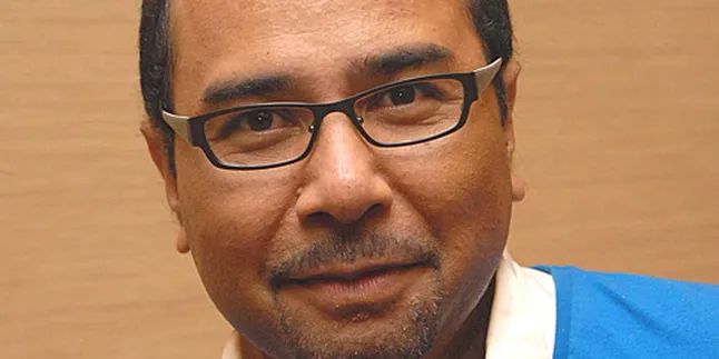 Harvey Malaiholo Pernah Bersaing Dengan Celine Dion