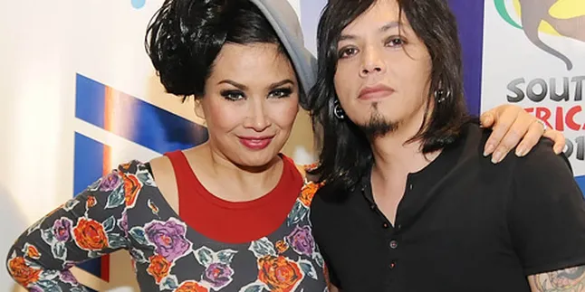 Titi DJ Berencana Konser Tunggal