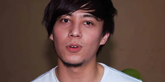 Rizki The Titans Ditabrak Mobil