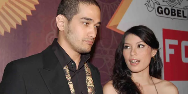 Okan Cornelius - Vivian Saling Melengkapi