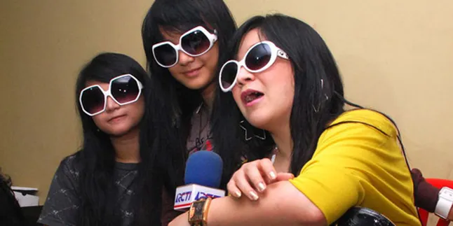 Annisa Bahar Ajarkan Sikap Terbuka Pada Anak-Anaknya