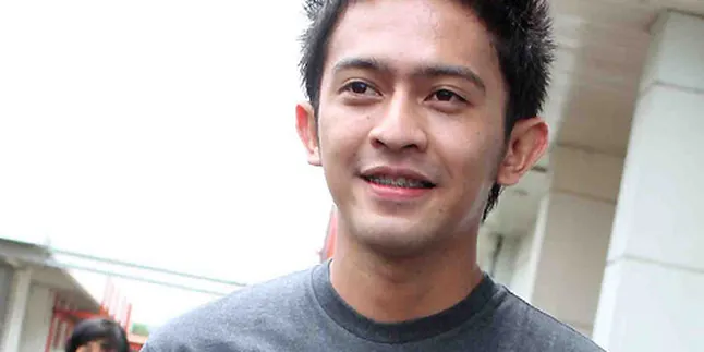 Nikita Yakin Kiky The Potters Merekayasa