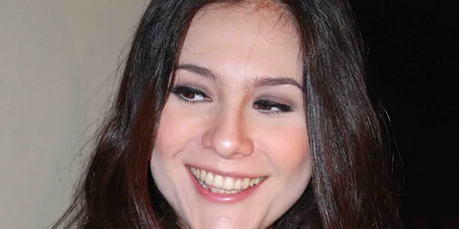 Wulan Guritno Tetap PeDe Karena 'High Heels'