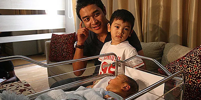 Takut Gendong Bayi, Irgy Begadang 4 Hari