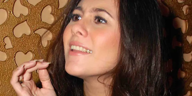 Wulan Guritno Gelar Tujuh Bulanan Ala Eropa