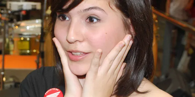 Olivia Lubis Jensen, Antara Indonesia dan Denmark