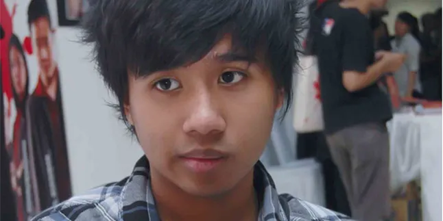 Main di Film Hanung, Joshua Gugup