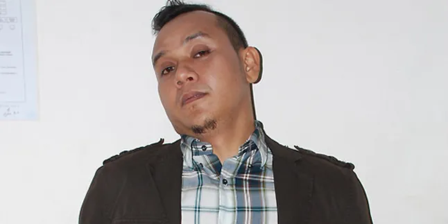 Rambut Mohawk, Fadly Padi Ngaku Tiru Gogon