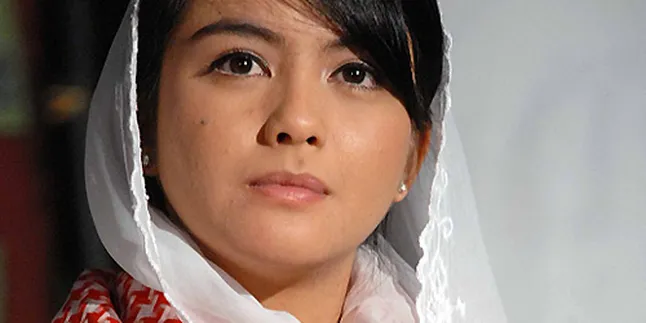 'PEREMPUAN BERKALUNG SORBAN' Bikin Penasaran di Inggris
