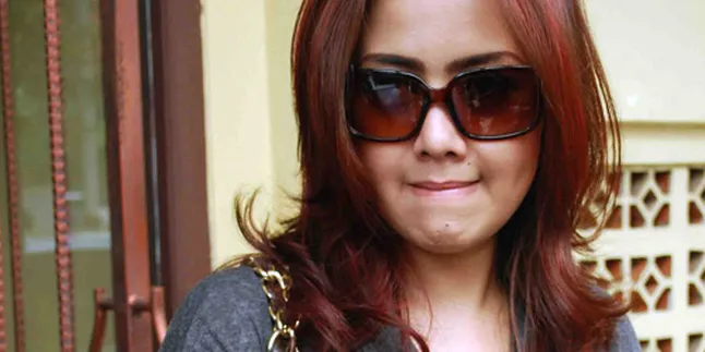 Rency Milano Alami KDRT?