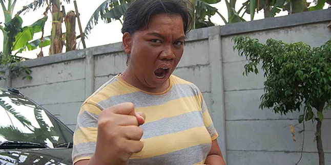 Tika Panggabean Ogah Jumawa Soal Honor Tika Panggabean Ogah Jumawa Soal Honor