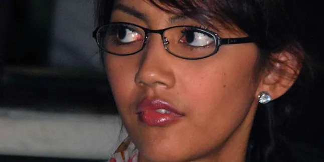 Nina Tamam Paling Anti Film Horor