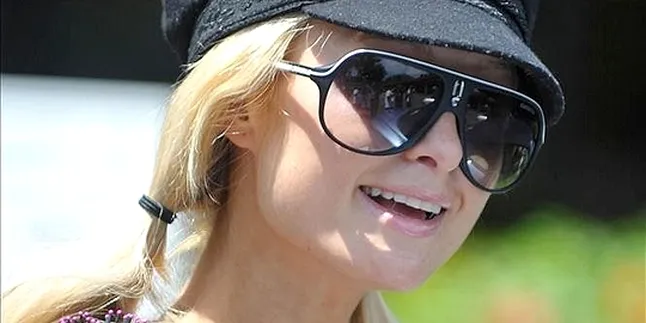 Paris Hilton Kembali ke Jalur Musik?