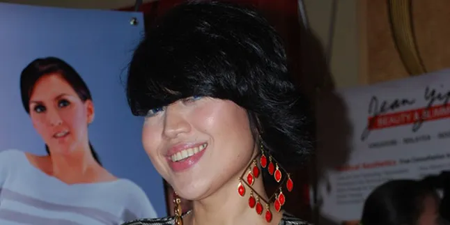 Ganti Mood, Sania Ubah Gaya Rambut