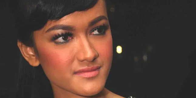 Julia Perez Tak Takut 'Black Campaign'