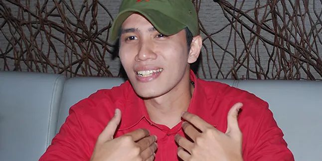 Ressa Ungkap Kesendiriannya Lewat 'Jomblo'