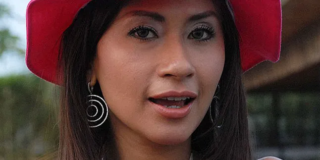 Dicopot Dari Film Miyabi, Maya Kusuma Gundah