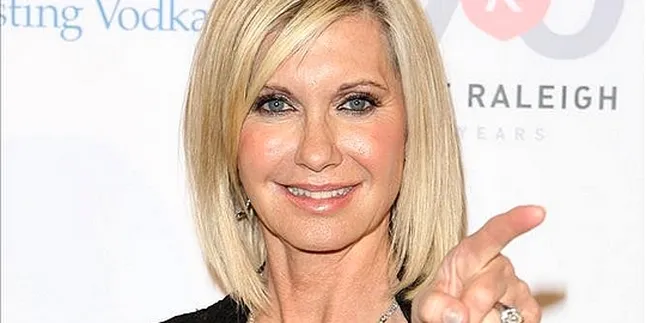 Olivia Newton John Pamer Sisi Gelap di 'GLEE'