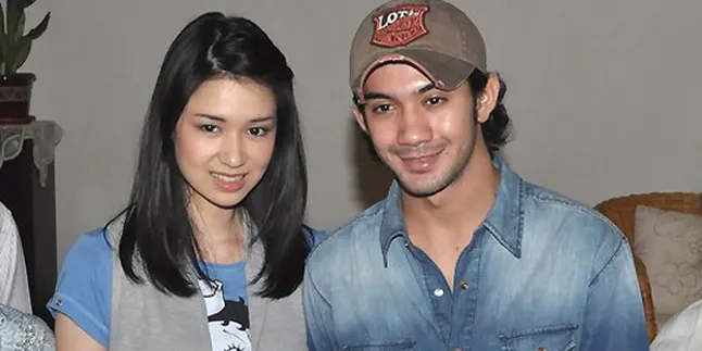 Laura Basuki - Reza Rahadian Anti Cinlok