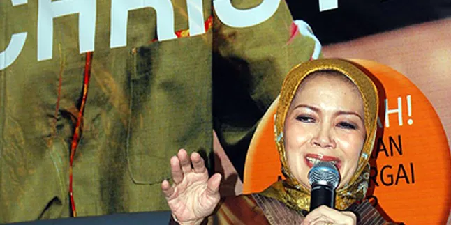Yanti Jadikan Kisah Hidup Chrisye Panutan