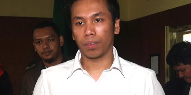 Sammy Tetap Berkarya Walau Terpenjara