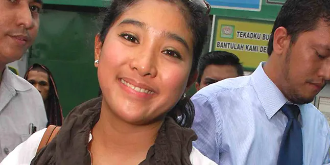 Olivia Zalianty: Adik Saya Bukan Anak Kolong