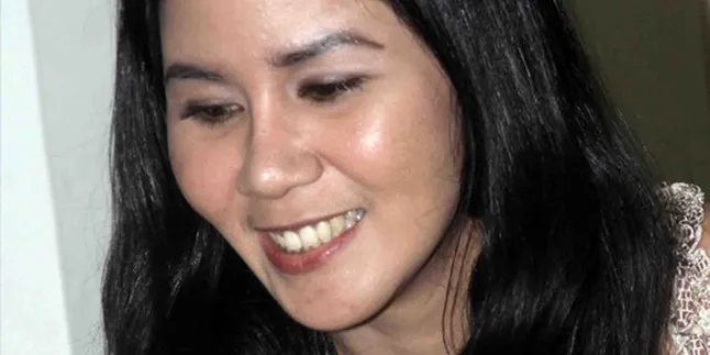Poppy Gisela: Semua Cewek Gary Cinta Mati Poppy Gisela: Semua Cewek Gary Cinta Mati