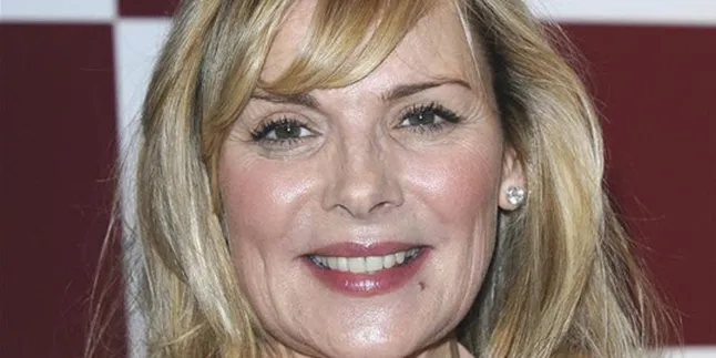 Kim Cattrall: Tanpa Pakaian Dalam, Lebih Banyak Ventilasi