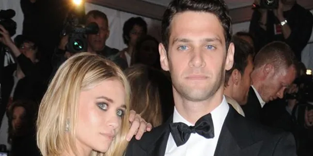 Ashley Olsen Alami Drama Kecelakaan Pesawat Terbang