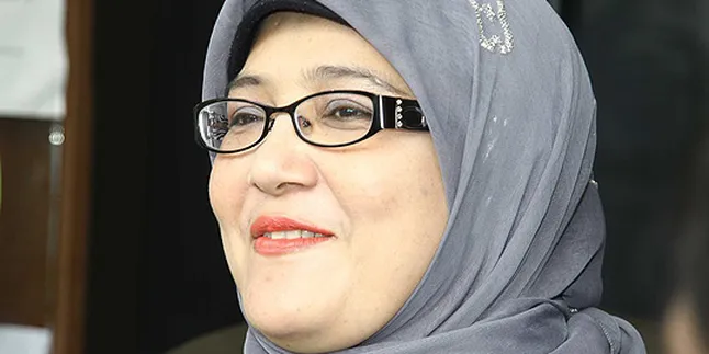 Shireen - Zaskia Sepakat Ikut Fanny Bauty