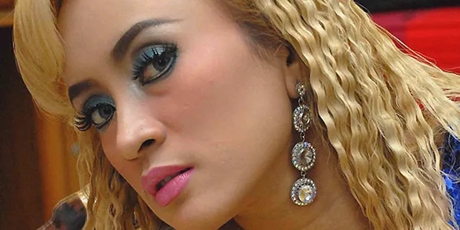 Lia Ladysta 'Eneg' Lihat Pacar Adegan Panas