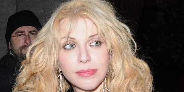 Courtney Love Ngaku Berhubungan Lesbian Dengan Kate Moss