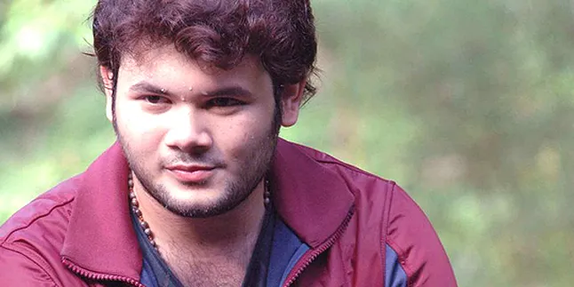 Makin Digosipkan, Ridho Rhoma Makin Tertekan Makin Digosipkan, Ridho Rhoma Makin Tertekan