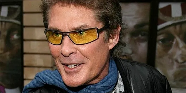Pesta Tiga Hari, David Hasselhoff Masuk Rumah Sakit