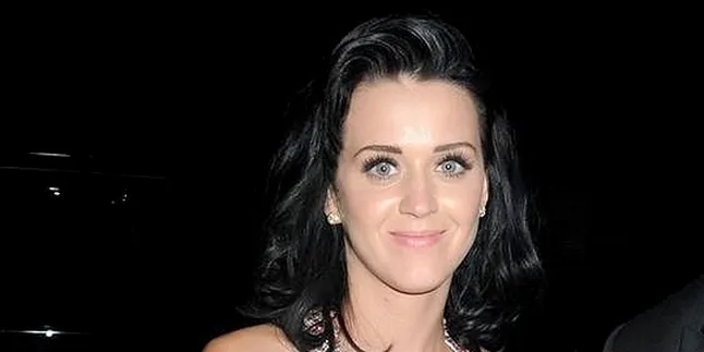 Katy Perry Sengaja Membuat Pernikahannya Jadi Teka-Teki