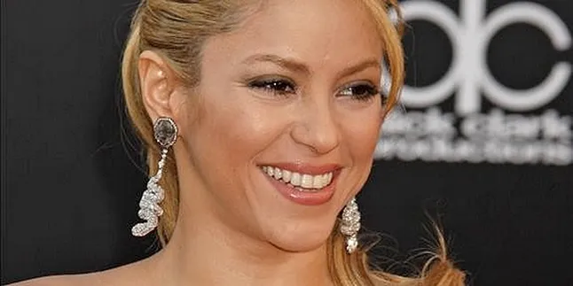 Shakira Pilih Jadi Ibu Ketimbang Jadi Istri