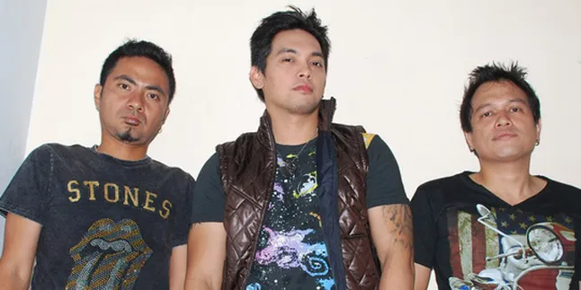 Ada Band Lebih Bebas Nonton Piala Dunia di Kamar