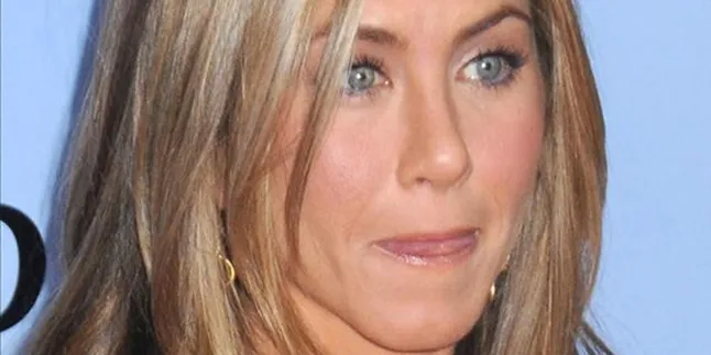 Jennifer Aniston Terbunuh di 'SCREAM 4'