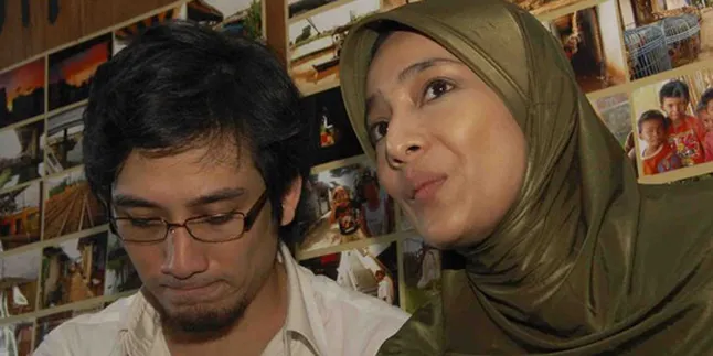 Cindy Fatika Sari Ganti Jadi Manager Suami Cindy Fatika Sari Ganti Jadi Manager Suami