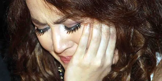 Alona Lost Contact Dengan Mantan Manajer