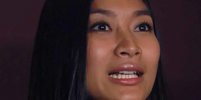 Happy Salma Kesulitan Garap Novel Lewat E-Mail