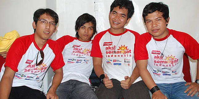 Wali Band Berusaha Ajak Istri Saat Manggung