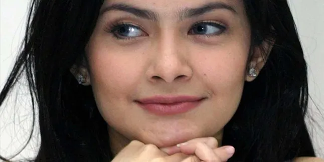 Aroma Perselingkuhan di Video Mirip Ariel - Tari?