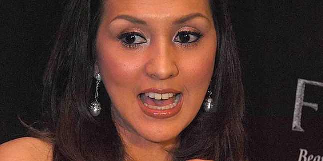 Piala Dunia, Donna Agnesia Pasang Taruhan 