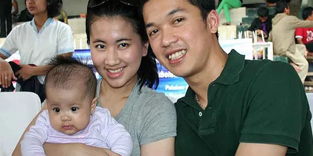 Ami Gumelar Lahirkan Anak Kedua Ami Gumelar Lahirkan Anak Kedua