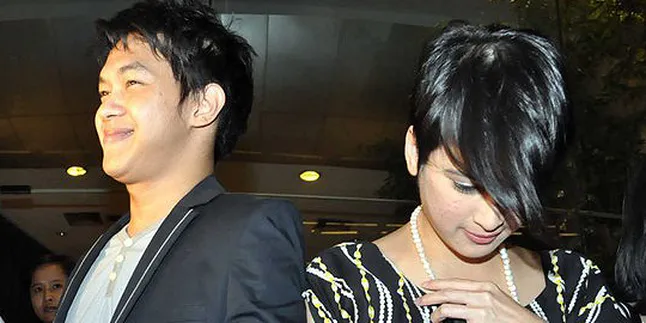 Hubungan Andhara Early - Bugy Phantom 'Terganggu'