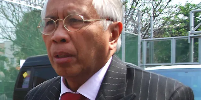 OC Kaligis Santai Tanggapi Kesaksian Roy Suryo